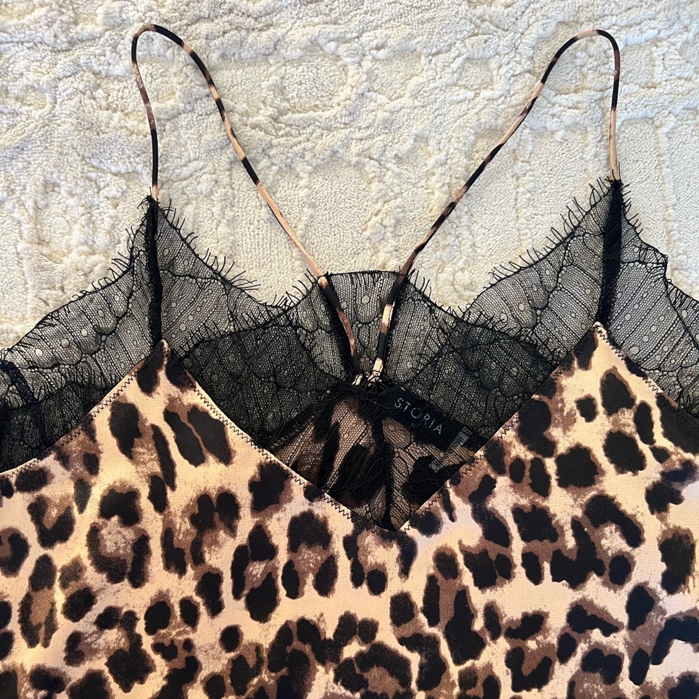 Vici Collection | Leopard Silk Tank